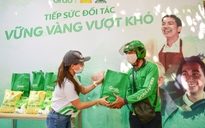 Grab tiếp sức cộng đồng chống Covid-19