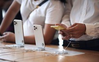 Apple 'bội thu' vào dịp mua sắm cuối năm 2020