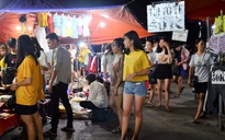 Chợ đêm ngừng hoạt động: Sinh viên luyến tiếc lưu giữ ký ức