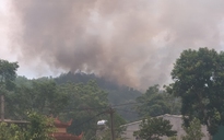 Hơn 500 người dập tắt vụ cháy rừng trên núi Nầm ở Hà Tĩnh