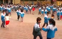 Clip học sinh khiêu vũ trong sân trường khiến dân mạng thích thú