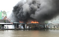 Bạc Liêu: Hỏa hoạn thiêu rụi cửa hàng điện máy lớn nhất ở chợ Phước Long
