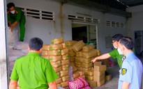 Bạc Liêu: Phát hiện cơ sở dự trữ hơn 3,7 tấn thực phẩm không rõ nguồn gốc