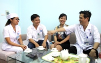 Nhân viên y tế cùng hiến máu 'nóng' để cứu sản phụ mắc bệnh hiếm gặp