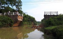 Quảng Trị: Cầu sập trong đêm, hàng trăm hộ dân hết đường lưu thông