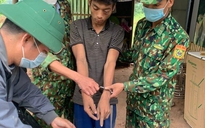 Quảng Trị: Lội sông Sê Pôn mang 190 viên ma túy về Việt Nam thì bị bắt