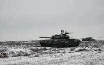 Xe tăng Nga tập trận gần biên giới Ukraine