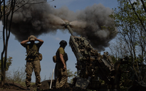 Phản công ở miền nam: Nga lo đối phó, Ukraine thiếu vũ khí