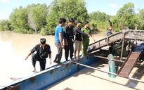 Tây Ninh: Bắt quả tang 4 tàu khai thác cát trái phép trong lòng hồ Dầu Tiếng