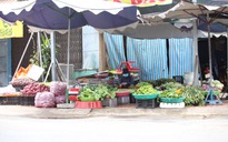 Tây Ninh: Đường vắng, chợ thưa người chưa từng thấy khi đi chợ bằng phiếu