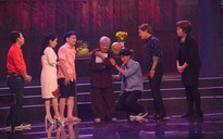 Minh Nhí giàn giụa nước mắt trên sân khấu