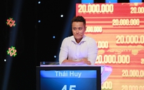 Hiền Trang 'Cổng mặt trời' khoe chồng điển trai trên sân khấu