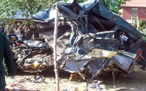 Tai nạn thảm khốc giữa xe khách với xe chở công nhân Campuchia: 25 người chết