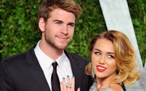 Miley Cyrus chê nhẫn đính hôn Liam Hemsworth tặng