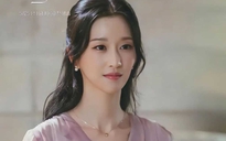'Điên nữ' Seo Ye Ji lần đầu lộ diện sau loạt scandal chấn động