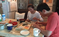 Thanh niên Việt Nam vào bếp cùng các gia đình Hàn Quốc