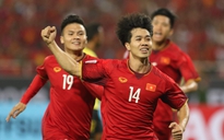 Văn Quyết và Tấn Trường có tên trong danh sách 37 cầu thủ tuyển Việt Nam