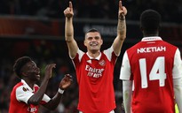 Europa League: Thắng nhẹ PSV Eindhoven, Arsenal dễ dàng bước qua vòng bảng