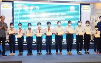 Trao 155 suất học bổng Vừ A Dính cho học sinh khó khăn tỉnh Khánh Hòa