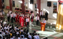 Ngày đầu trở lại trường, thầy trò Trường iSchool Nha Trang mặc niệm học sinh xấu số