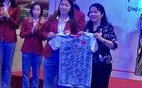 Nỗ lực vượt khó của các cô gái bóng đá nữ chính là ý chí Việt Nam