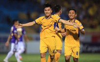 Sau 9 năm, Sông Lam Nghệ An mới trở lại vị trí số 1 V-League