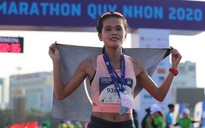 Cô gái lấy nhiều nước mắt Phạm Thị Hồng Lệ chiến thắng giải Marathon Quy Nhơn