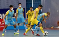 Chuyện hy hữu: Cầu thủ Khánh Hòa mang khẩu trang thi đấu futsal với Sahako