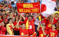 HLV Miura: ‘Tại sao khi trận đấu chưa kết thúc, CĐV Việt Nam đã bỏ về?’