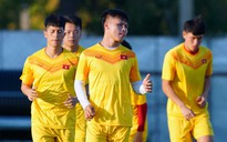 U.23 Việt Nam tập luyện cật lực dưới cái nắng chói chang ở Buriram