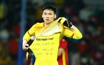 SỐC: Vừa động viên đồng đội U.23 Việt Nam sớm khỏe, thủ môn Xuân Hoàng nhiễm Covid-19