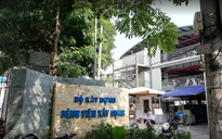 Đại học Quốc gia Hà Nội được tiếp nhận Bệnh viện Xây dựng