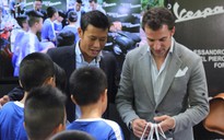 Del Piero: 'Cứ để trẻ em yêu bóng đá'