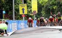Lê Văn Duẩn dũng cảm vượt qua sự cố 'lấy bạc' cho xe đạp Việt Nam