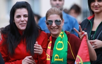 Dọc đường EURO 2016: Bồ Đào Nha đá trên... sân nhà