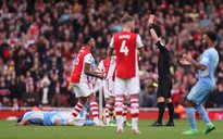 Kết quả Arsenal 1-2 Man City, Ngoại hạng Anh: Pháo thủ trắng tay phút bù giờ