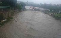 Quảng Ninh lại mưa to làm ngập nặng nhiều nơi