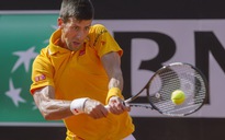 ĐKVĐ Djokovic khởi đầu khó khăn tại Rome Masters