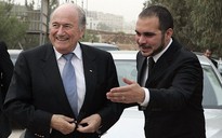 Cuộc chạy đua vào chức Chủ tịch FIFA: Sepp Blatter vẫn ở 'cửa trên'