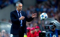 Mourinho sẽ không được mua sắm thêm cầu thủ cho Chelsea