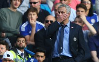 HLV Mourinho bị học trò 'bán đứng'?