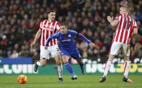 Chelsea thua Stoke, HLV Mourinho lại lâm nguy