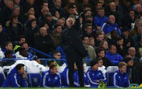 Mourinho cố tỏ ra lạc quan sau khi Chelsea thua Bournemouth