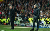 Sir Alex Ferguson khuyên ông chủ Chelsea không nên sa thải Mourinho