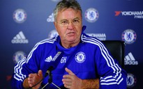 Hiddink tuyên bố sẽ mạnh tay với cầu thủ Chelsea