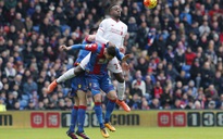 Crystal Palace 1-2 Liverpool: Kịch tính ở phút bù giờ