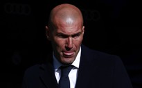 Zidane 'lộ hàng' khi Real Madrid lội ngược dòng trước Wolfsburg