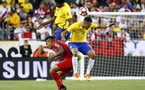 Brazil bị loại khỏi Copa America Centenario bởi bàn thắng gây tranh cãi