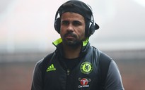 Chelsea: Conte thắng ở cả trong lẫn ngoài sân trước Costa