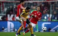 Nhìn từ trận Bayern Munich 5-1 Arsenal: Sự mù quáng của Wenger đối với Ozil